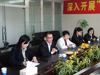 �Ϻ������y�T�S�����L������˾����
����(li��n)�I���R����I(y��)��ǰ��r