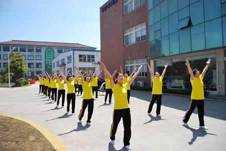 �Ϻ������y�T�S�_չ�ڰ��׏V���w�ٽ������(d��ng)���D 1��