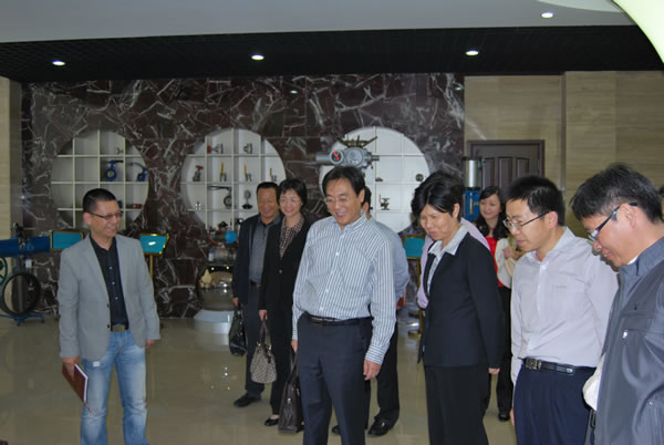 �����h֧����ӛ�������L������ɳ���L��B��˾ȡ�õĘs�u�C���c����