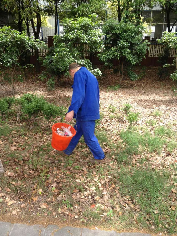 �����Ҝ��������ط����zӰ����Ȫ����D 6��