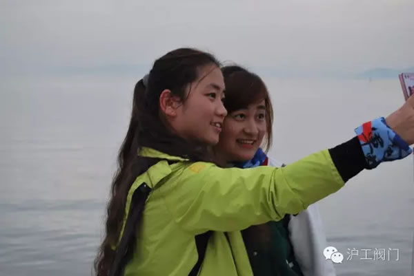 �Ϻ������y�T(m��n)�S(ch��ng)2016���＾ͽ�����л��(d��ng) �D30