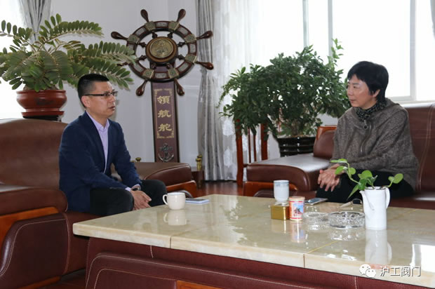 �Aͤ�(zh��n)�hί��ӛ�����ڜ����y�T�{(di��o)�У��D1��