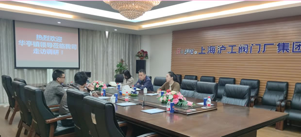 �Aͤ�(zh��n)�(zh��n)�L(zh��ng)��С�dһ���W�R��˾���L�{(di��o)�У��D2��